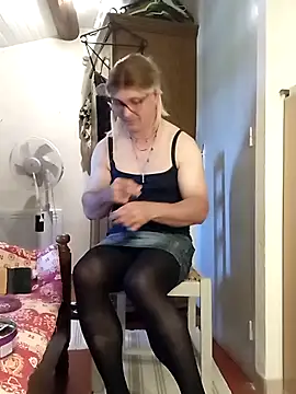 stephie83 online show from 17, 5, 2026