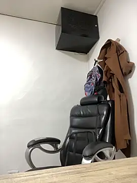 baddiesad online show from 1, 4, 2026