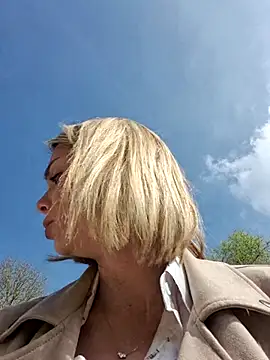 Madame-Monsieur-X online show from 22, 3, 2026