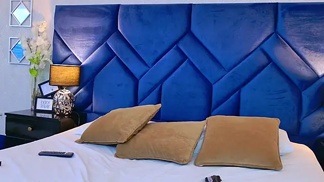 NahomiMorel online show from 20, 3, 2026