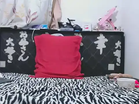 Snapshot of violeta36 chatting on 18, 3, 2026 violeta36 online show from 18, 3, 2026