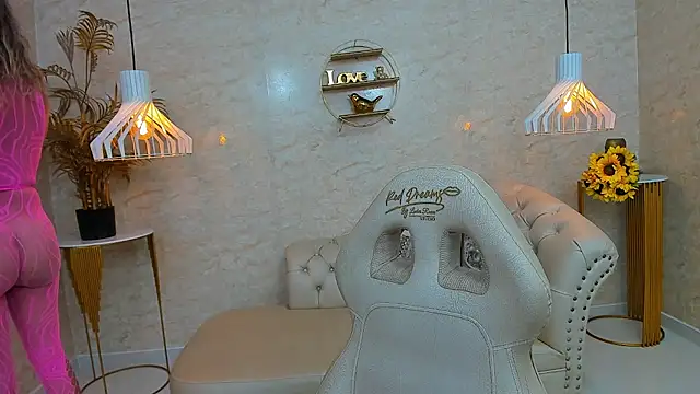 Saara Bigboobs online show from 21, 3, 2026