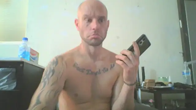 Snapshot of CaptCraker chatting on 21, 3, 2026 CaptCraker online show from 21, 3, 2026