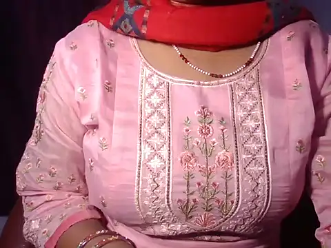 Snapshot of Jeenat_Kaur1 chatting on 21, 3, 2026 Jeenat Kaur1 online show from 21, 3, 2026