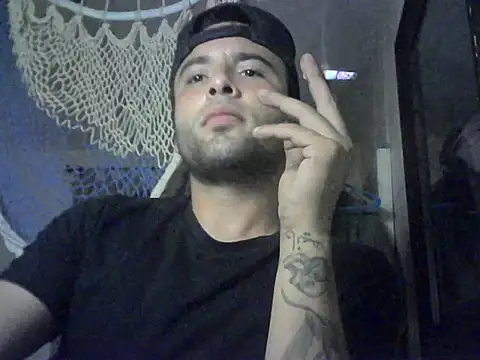 Snapshot of Relk130p chatting on 4, 7, 2026 Relk130p online show from 4, 7, 2026