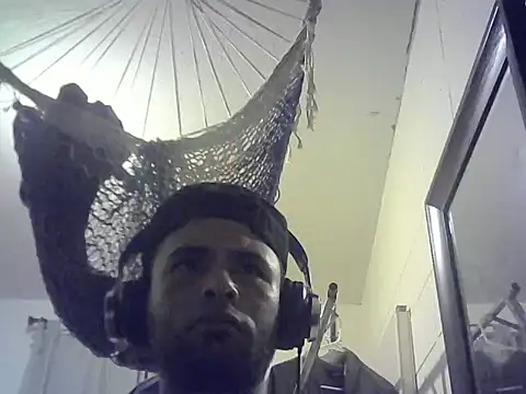 Snapshot of Relk130p chatting on 5, 7, 2026 Relk130p online show from 5, 7, 2026