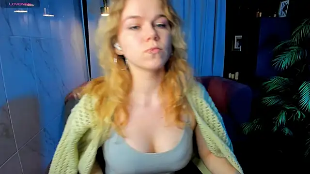 ElizabethVane online show from 5, 8, 2026