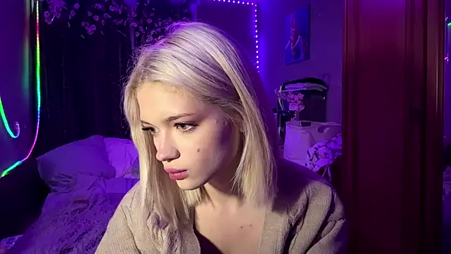 StacyChocopay online show from 8, 5, 2026