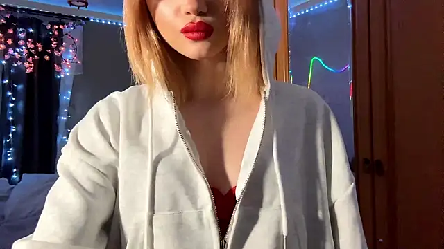 StacyChocopay online show from 10, 6, 2026