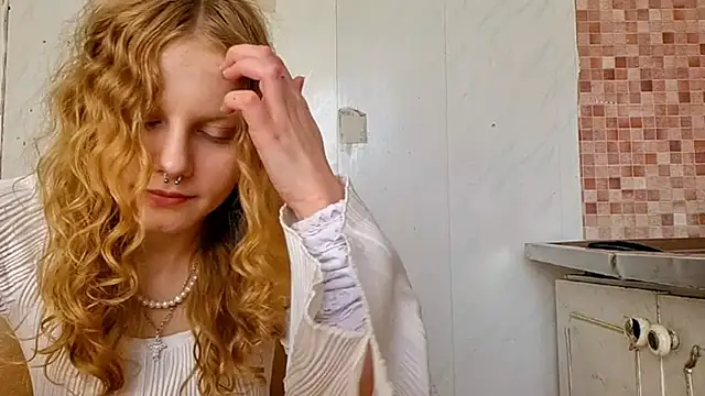 Snapshot of Kira_Wonderfullina chatting on 21, 3, 2026 Kira Wonderfullina online show from 21, 3, 2026