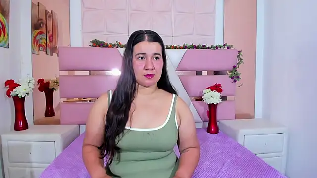 TifannyConors online show from 12, 4, 2026