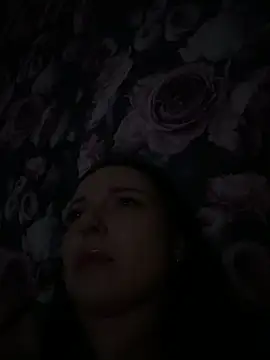 MiaBrrr999 online show from 5, 4, 2026