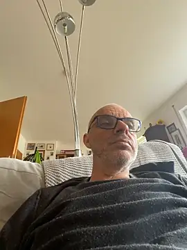 Snapshot of Thomate24 chatting on 10, 6, 2026 Thomate24 online show from 10, 6, 2026