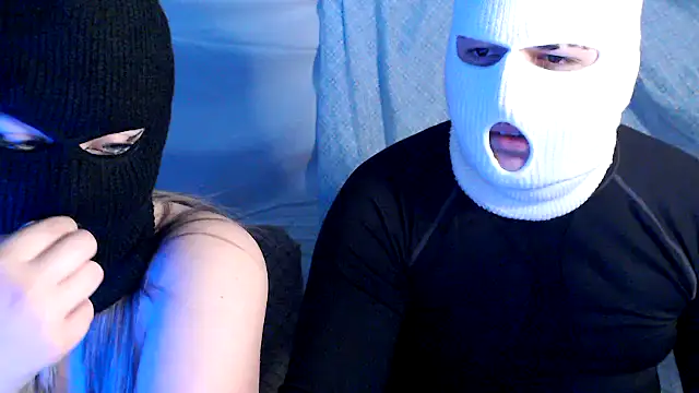 Snapshot of Silvia_Leonardo chatting on 25, 3, 2026 Silvia Leonardo online show from 25, 3, 2026