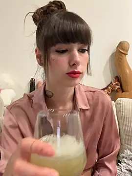 xsugarbabe online show from 6, 5, 2026