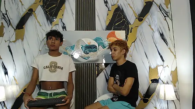 AVENGER GUYS1 online show from 20, 3, 2026