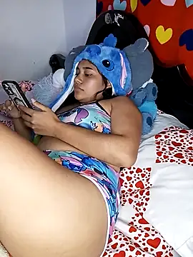 Snapshot of MIA040 chatting on 18, 3, 2026 MIA040 online show from 18, 3, 2026