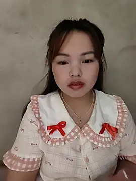 Mina xYx online show from 7, 7, 2026
