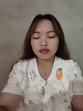 Mina xYx online show from 28, 7, 2026
