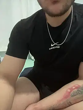 Snapshot of cinoo34 chatting on 22, 3, 2026 cinoo34 online show from 22, 3, 2026