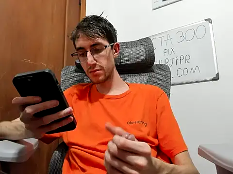 4rthurTV online show from 21, 4, 2026