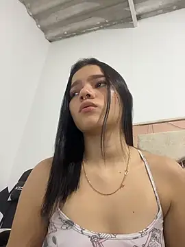 lina seduce online show from 6, 8, 2026