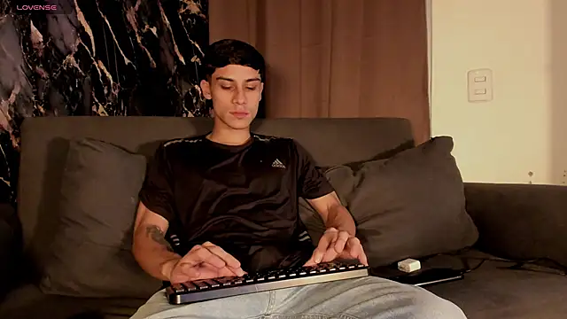 Axel DavisSM online show from 19, 3, 2026