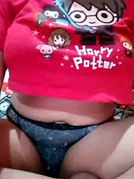 Snapshot of LunaCaat chatting on 28, 5, 2026 LunaCaat online show from 28, 5, 2026