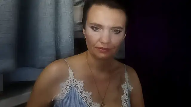 HotMamaQueen234 online show from 5, 8, 2026