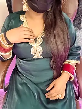 Snapshot of Miss_roohi chatting on 17, 3, 2026 Miss roohi online show from 17, 3, 2026