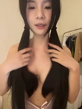 Xiaozuzongo1 online show from 17, 5, 2026