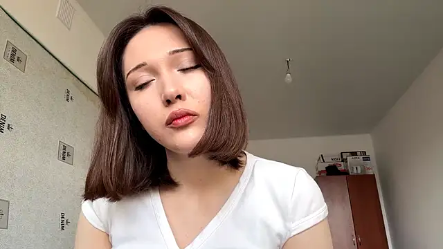 Snapshot of kiravings chatting on 22, 3, 2026 kiravings online show from 22, 3, 2026