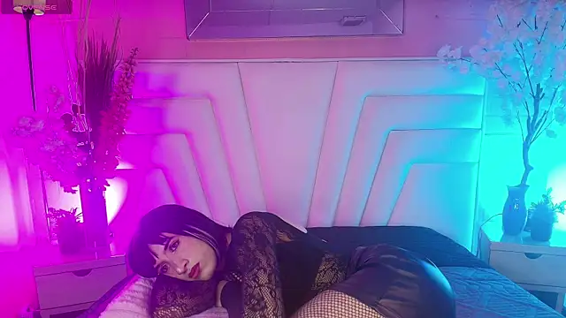 Izzy foxxy online show from 21, 3, 2026