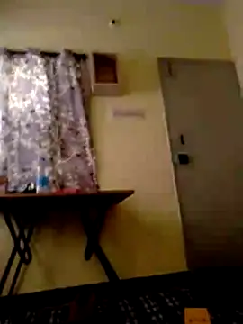 Snapshot of horny_techie chatting on 18, 3, 2026 horny techie online show from 18, 3, 2026