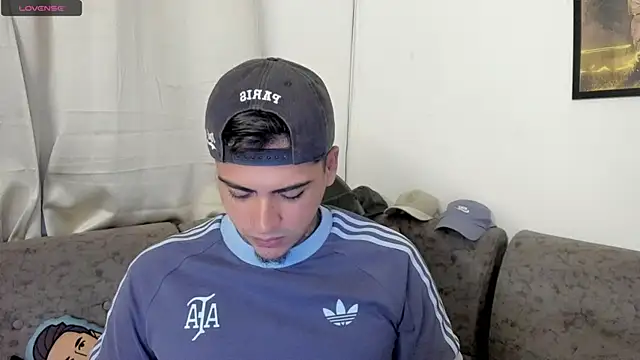 sweetlatinoboy online show from 5, 8, 2026