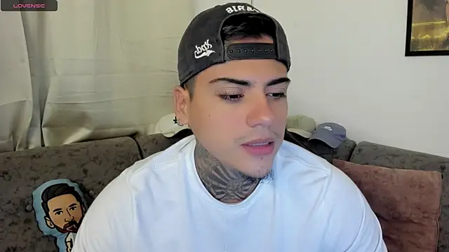 sweetlatinoboy online show from 6, 8, 2026
