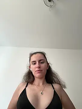 Snapshot of starlight_mo chatting on 21, 7, 2026 starlight mo online show from 21, 7, 2026