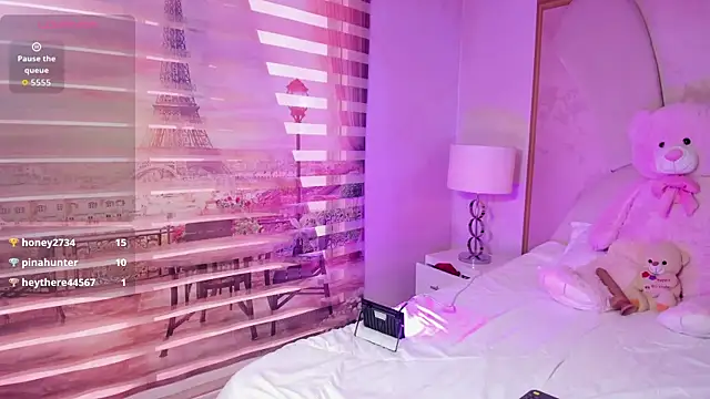 Snapshot of little_doll18_ chatting on 1, 7, 2026 little doll18 online show from 1, 7, 2026
