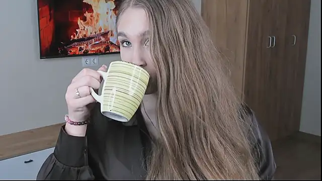 CoriEustis online show from 21, 3, 2026