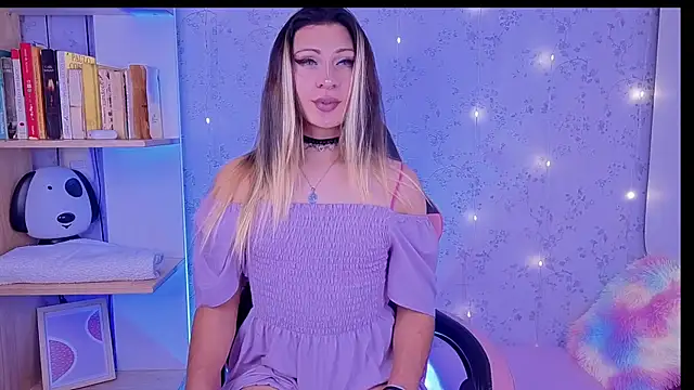  Alexaavandercloude online show from 4, 8, 2026