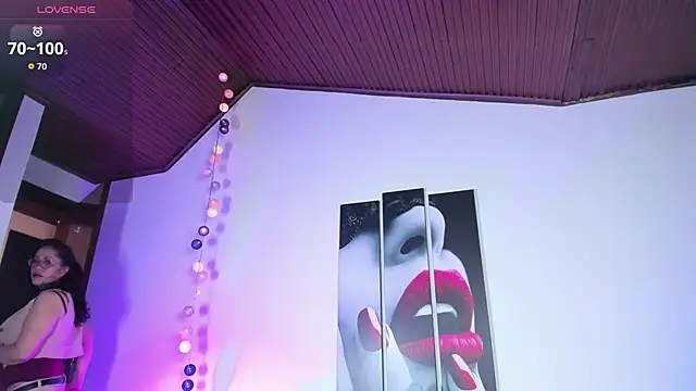 Snapshot of Mariia_Paulaa chatting on 18, 3, 2026 Mariia Paulaa online show from 18, 3, 2026