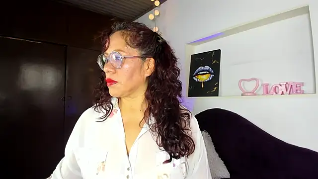 Mariia Paulaa online show from 4, 5, 2026