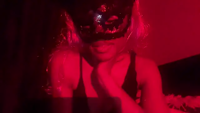 Snapshot of honeycoatedluv chatting on 23, 3, 2026 honeycoatedluv online show from 23, 3, 2026