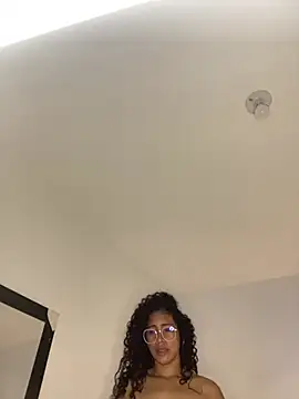 Luciianita lov199 online show from 24, 4, 2026