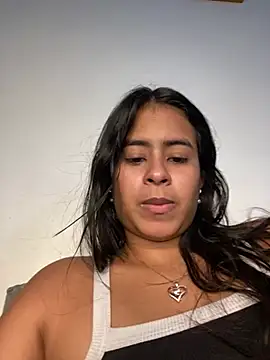 lucirganaxxx online show from 9, 4, 2026