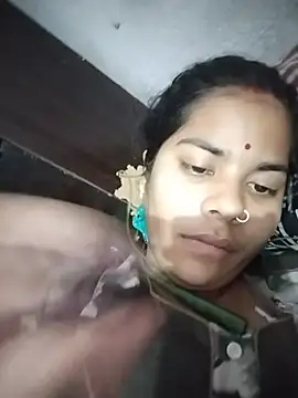 Pallavi cute online show from 3, 7, 2026