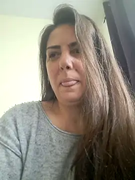 Arya Malone online show from 22, 4, 2026