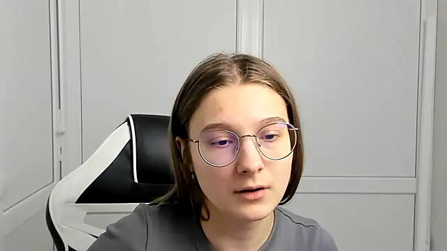 Mia kristal online show from 22, 3, 2026