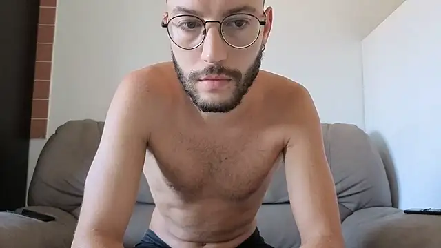 AmicisegretiITA online show from 4, 8, 2026