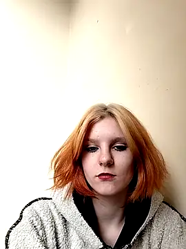 NinaParri online show from 8, 4, 2026